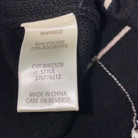 NWT Max Studios London Sweater Top - Picture 5 of 6